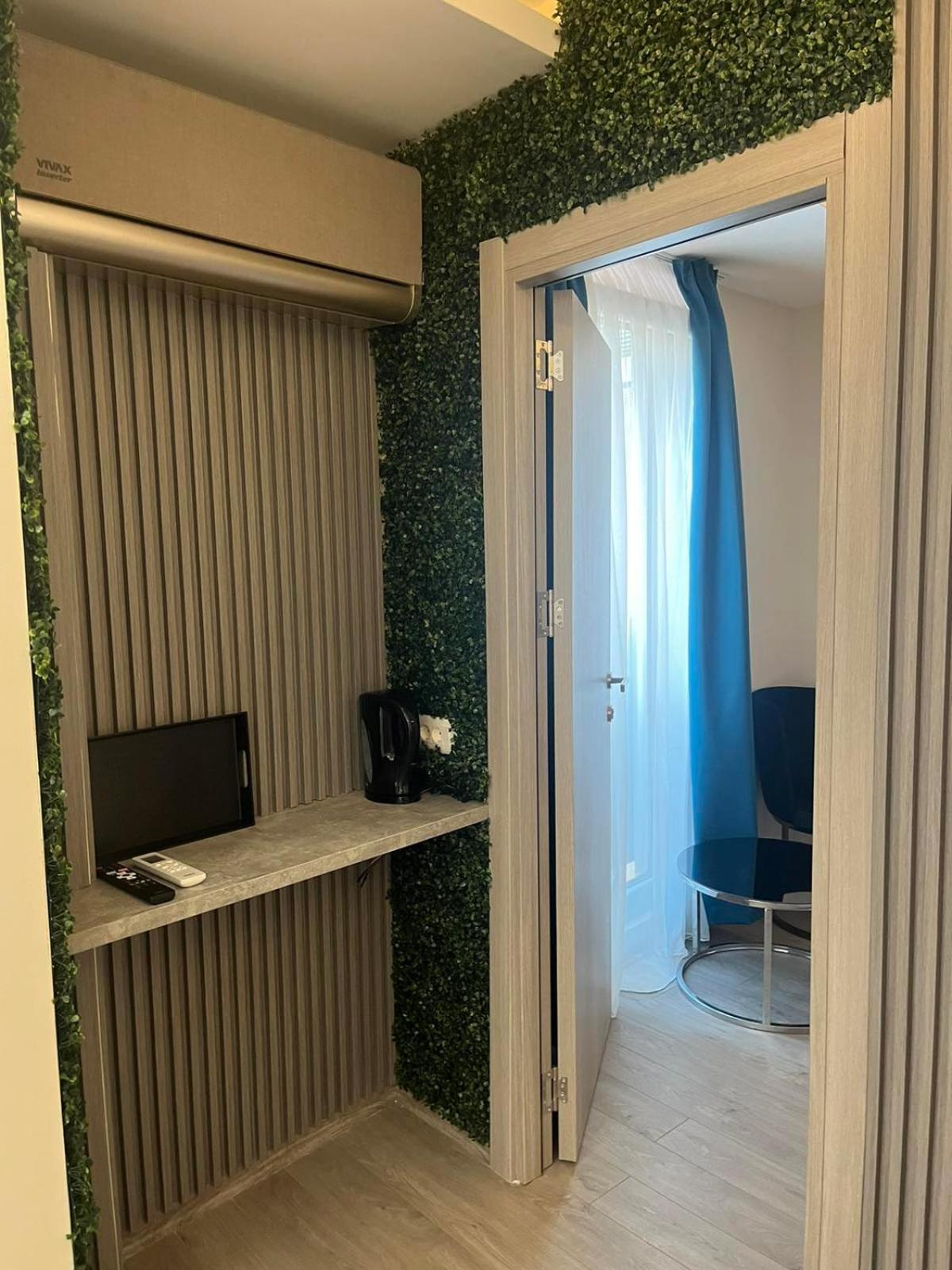 Square Vanilla Boutique Skopje